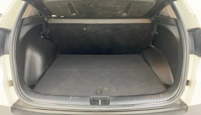 2019 Hyundai Creta SX 1.6 PETROL, Petrol, Manual, 45,026 km, Boot Inside