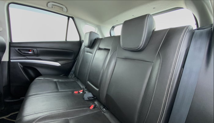 2017 Maruti S Cross ALPHA SHVS, Diesel, Manual, 38,780 km, Right Side Rear Door Cabin