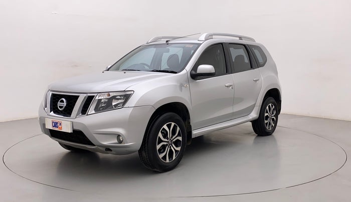 2014 Nissan Terrano XV D THP 110 PS, Diesel, Manual, 1,19,078 km, Left Front Diagonal