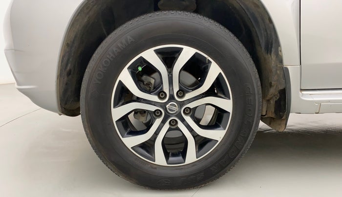 2014 Nissan Terrano XV D THP 110 PS, Diesel, Manual, 1,19,078 km, Left Front Wheel