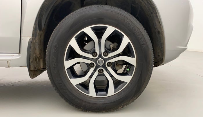 2014 Nissan Terrano XV D THP 110 PS, Diesel, Manual, 1,19,078 km, Right Front Wheel