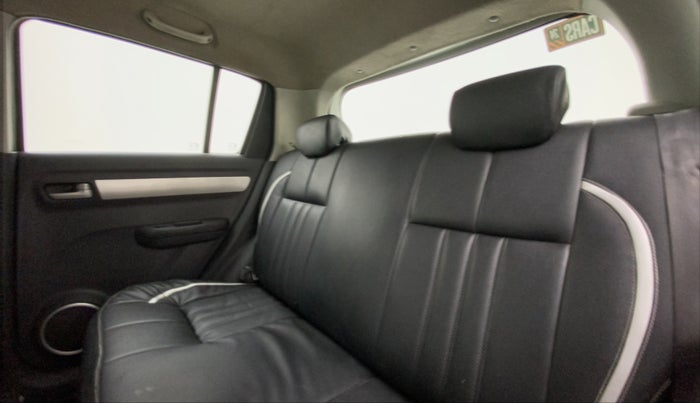 2011 Maruti Swift VXI, Petrol, Manual, 86,282 km, Right Side Rear Door Cabin