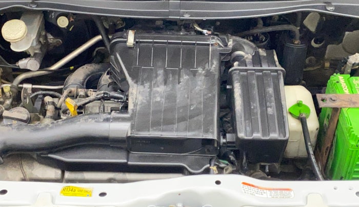 2011 Maruti Swift VXI, Petrol, Manual, 86,282 km, Open Bonet