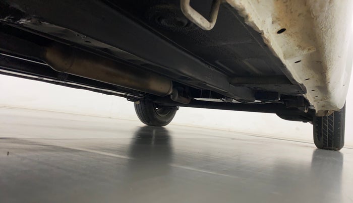 2011 Maruti Swift VXI, Petrol, Manual, 86,282 km, Right Side Underbody