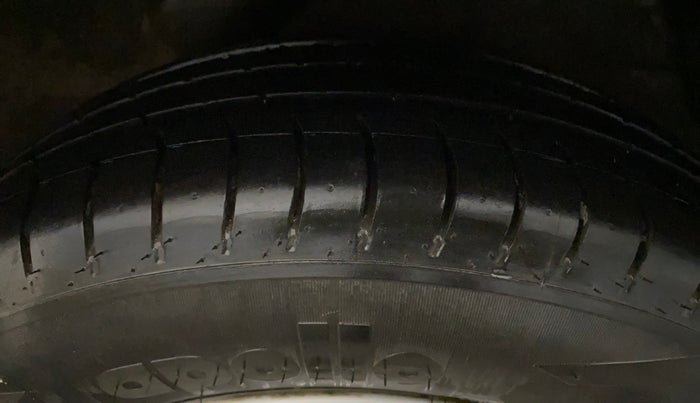 2014 Hyundai i20 MAGNA 1.2, Petrol, Manual, 57,529 km, Left Rear Tyre Tread