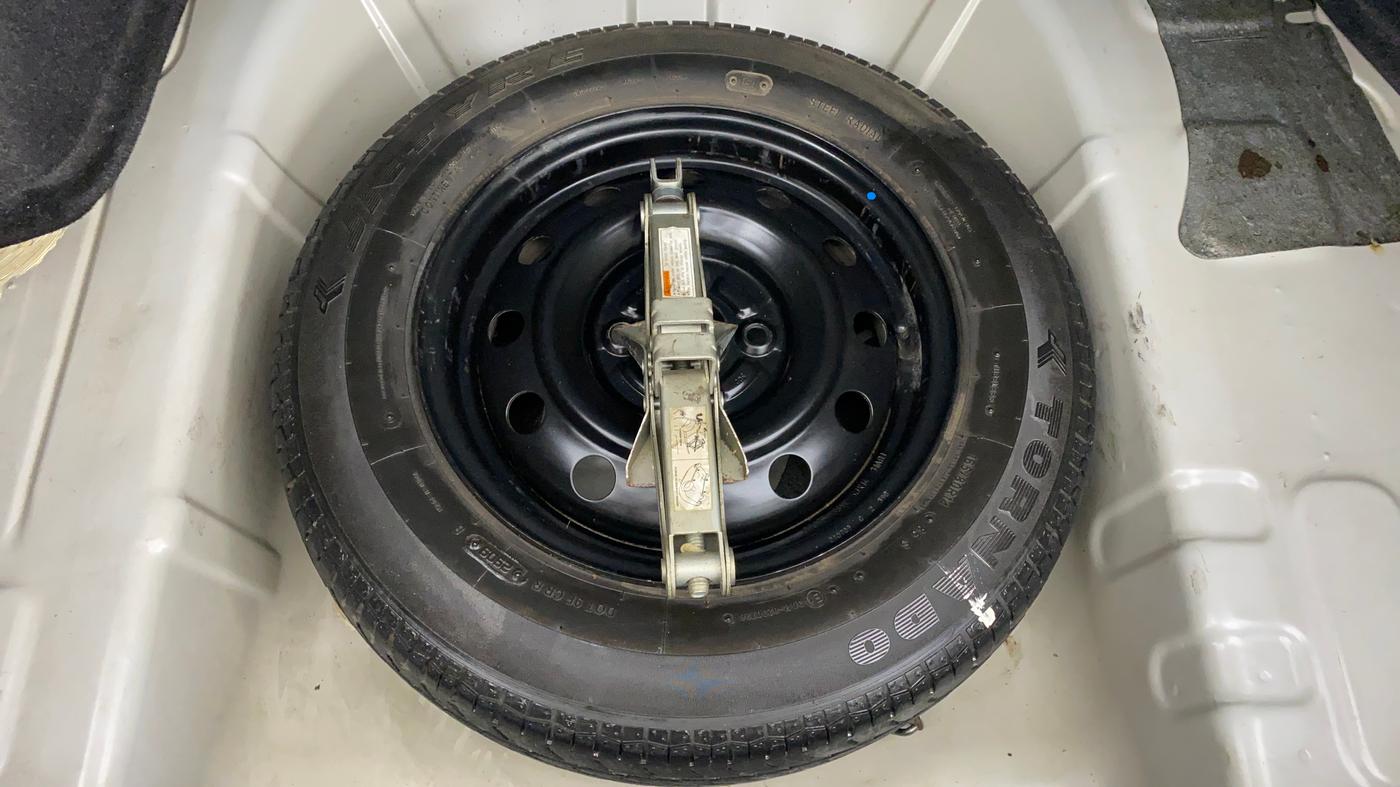 2009 Maruti Swift Dzire VXI 1.3, Petrol, Manual, 22,827 km, Spare Tyre