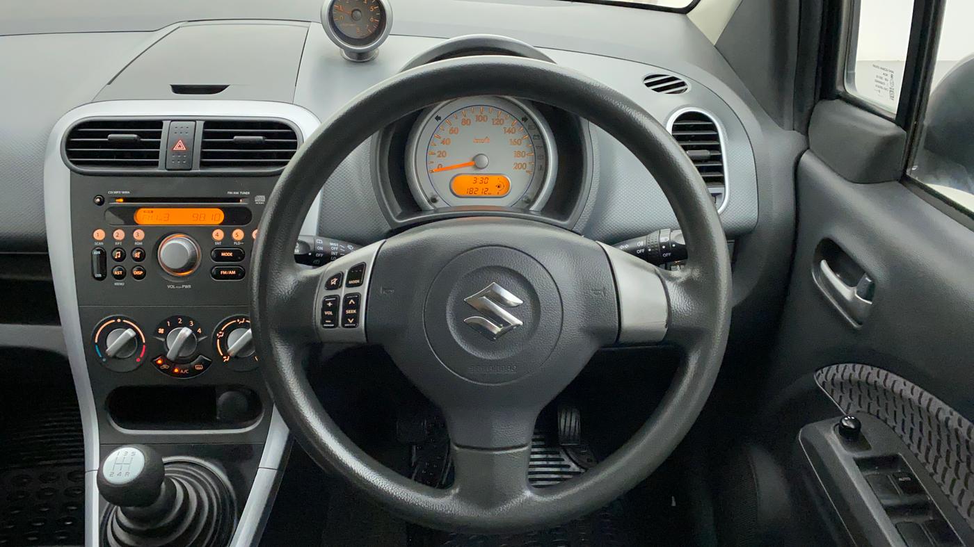 2016 Maruti Ritz ZXI, Petrol, Manual, 18,212 km, Steering Wheel Close Up