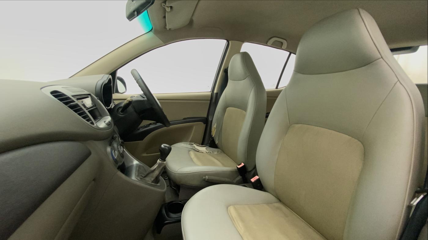 2011 Hyundai i10 MAGNA 1.2, Petrol, Manual, 80,042 km, Right Side Front Door Cabin