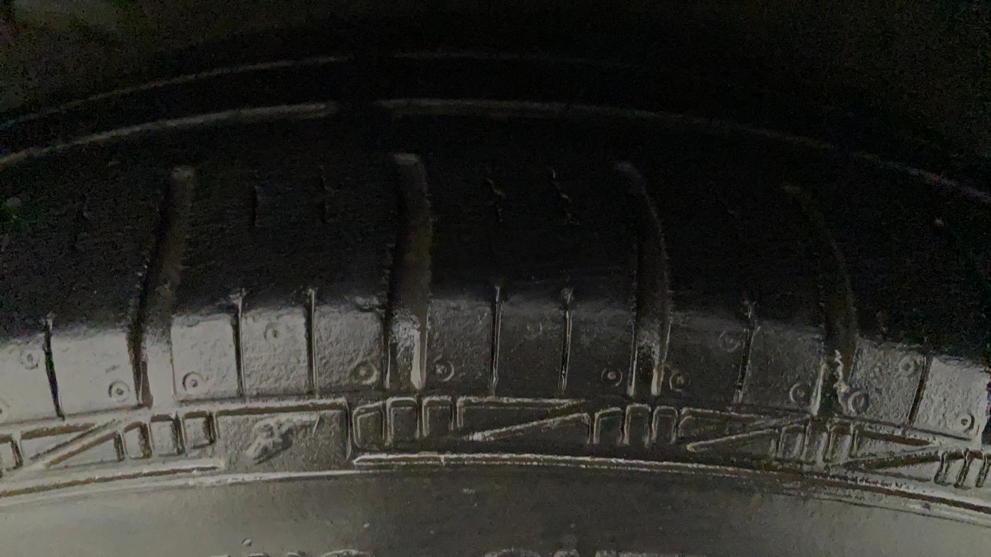 2011 Hyundai i10 MAGNA 1.2, Petrol, Manual, 80,042 km, Right Front Tyre Tread