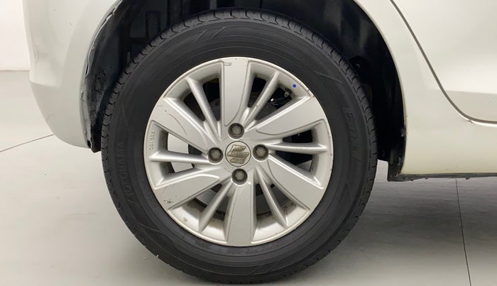 2014 Maruti Swift ZDI, Diesel, Manual, 1,13,644 km, Right Rear Wheel