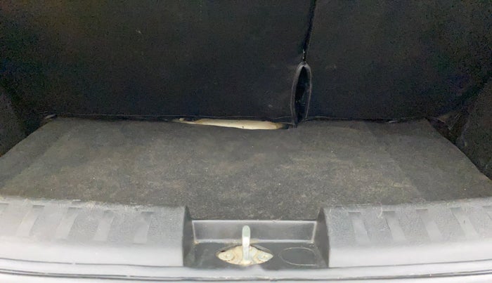2014 Maruti Swift ZDI, Diesel, Manual, 1,13,644 km, Boot Inside