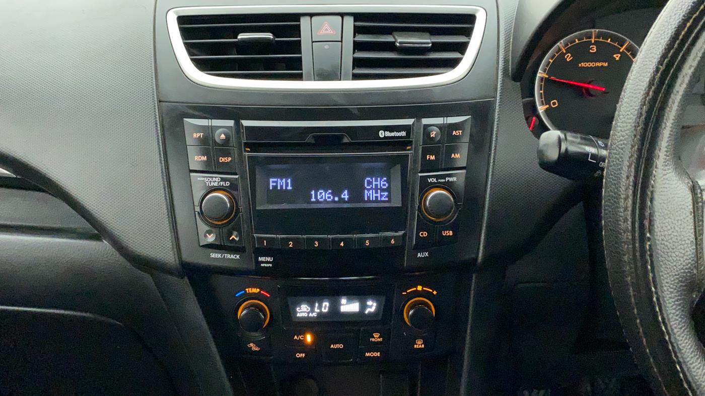 2014 Maruti Swift ZDI, Diesel, Manual, 1,13,644 km, Air Conditioner