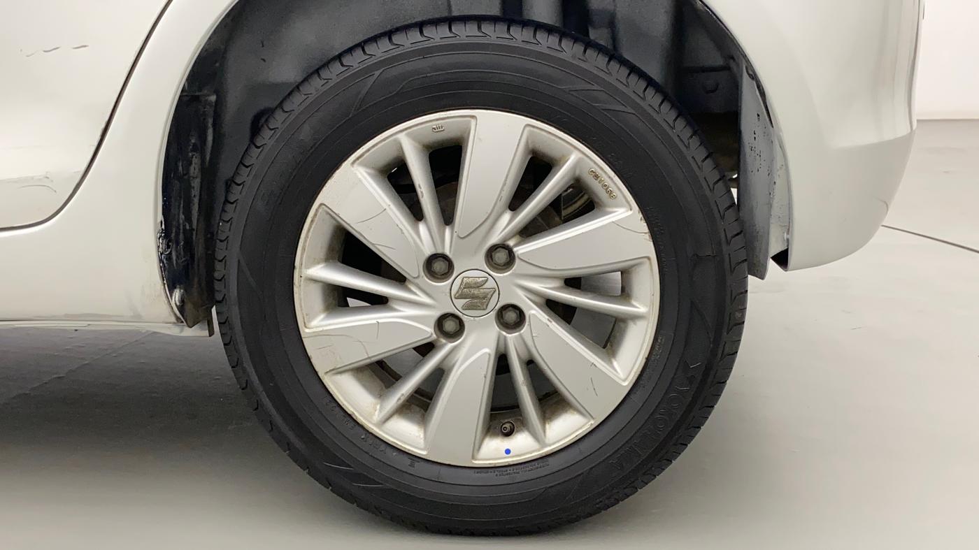 2014 Maruti Swift ZDI, Diesel, Manual, 1,13,644 km, Left Rear Wheel