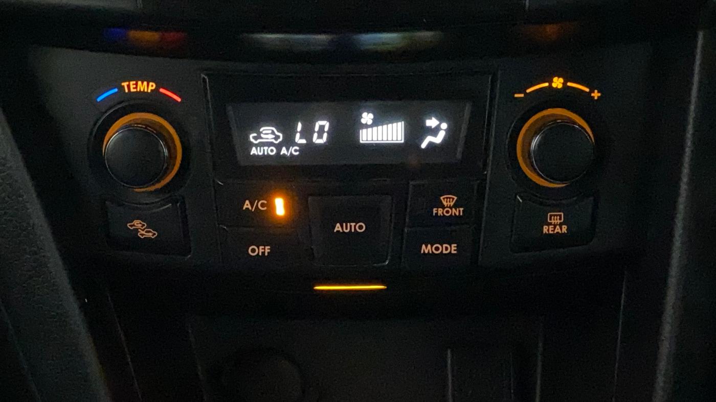 2014 Maruti Swift ZDI, Diesel, Manual, 1,13,644 km, Automatic Climate Control