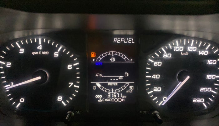 2020 Tata ALTROZ XE PETROL, Petrol, Manual, 31,679 km, Odometer Image