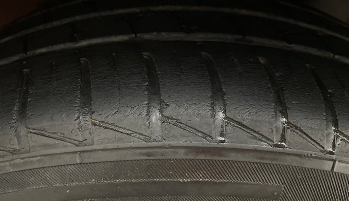 2014 Hyundai Xcent S 1.2, Petrol, Manual, 63,920 km, Left Rear Tyre Tread