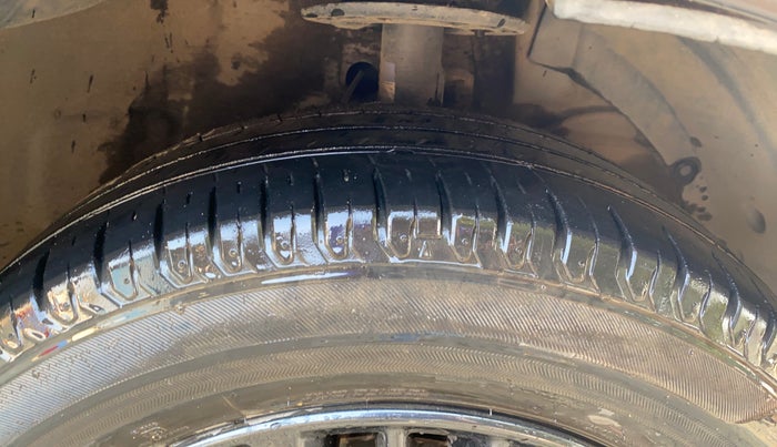 2019 Maruti XL6 ZETA MT, Petrol, Manual, 54,465 km, Right Front Tyre Tread