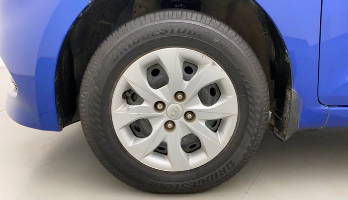 2014 Hyundai Elite i20 MAGNA 1.2, Petrol, Manual, 68,609 km, Left Front Wheel