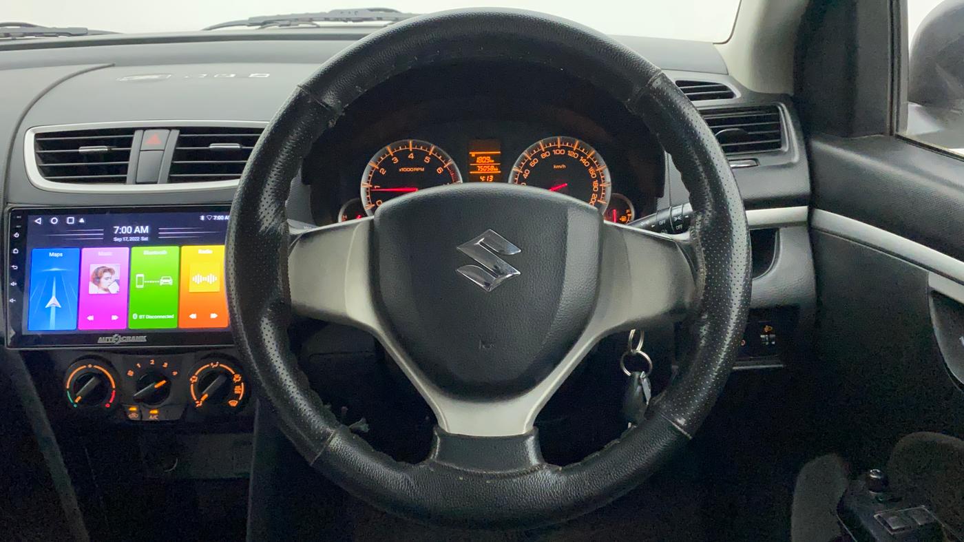 2016 Maruti Swift VXI, Petrol, Manual, 75,213 km, Steering Wheel Close Up