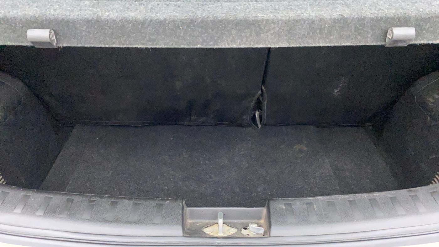 2016 Maruti Swift VXI, Petrol, Manual, 75,213 km, Boot Inside