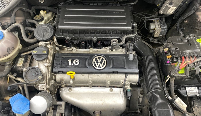 2015 Volkswagen Vento HIGHLINE 1.6 MPI, Petrol, Manual, 57,746 km, Engine View