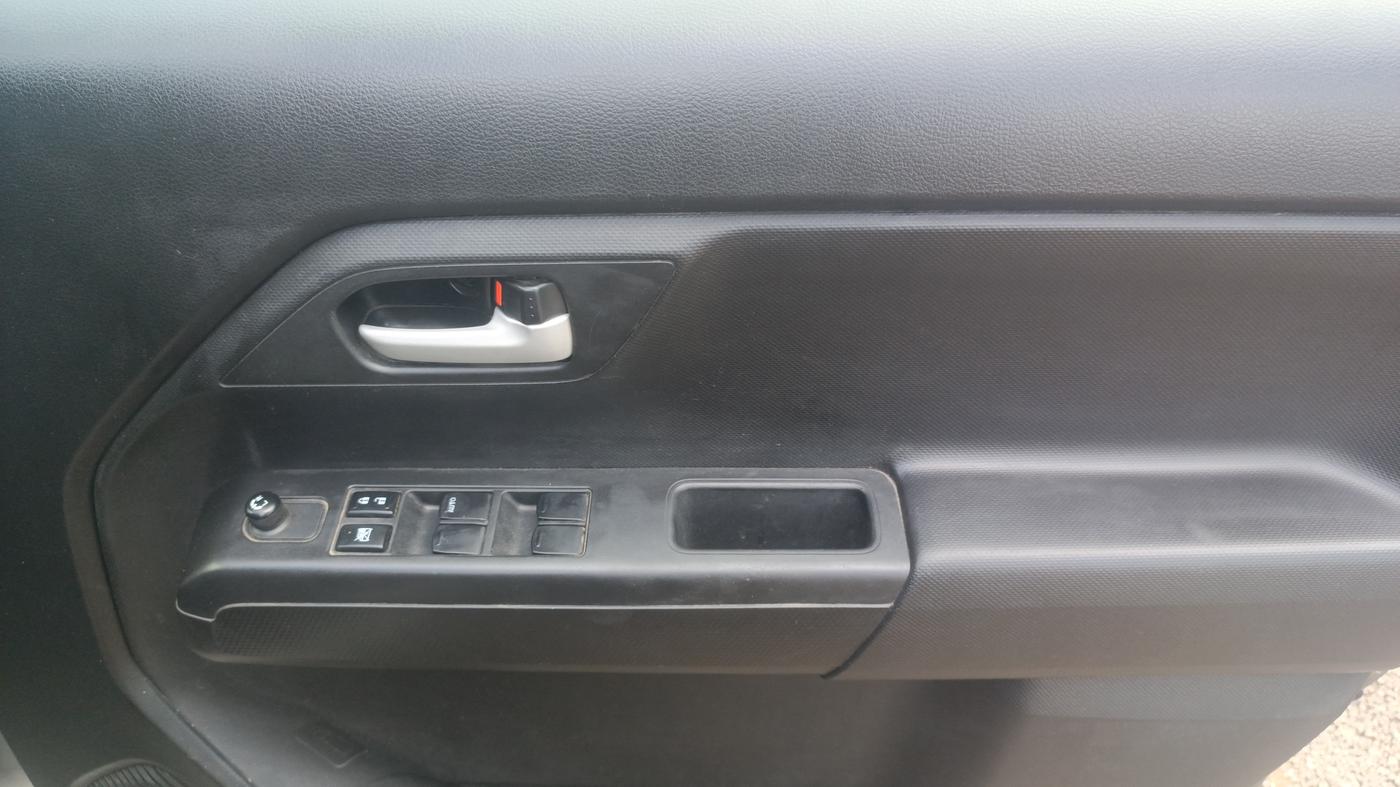 2022 Maruti New Wagon-R ZXI 1.2, Petrol, Manual, 15,350 km, Driver Side Door Panels Control