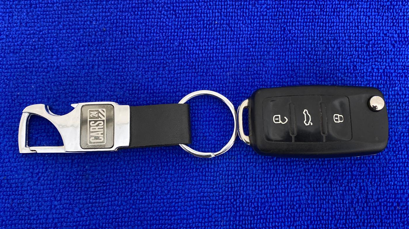 2015 Skoda Rapid 1.5 TDI AT STYLE PLUS, Diesel, Automatic, 35,457 km, Key Close Up
