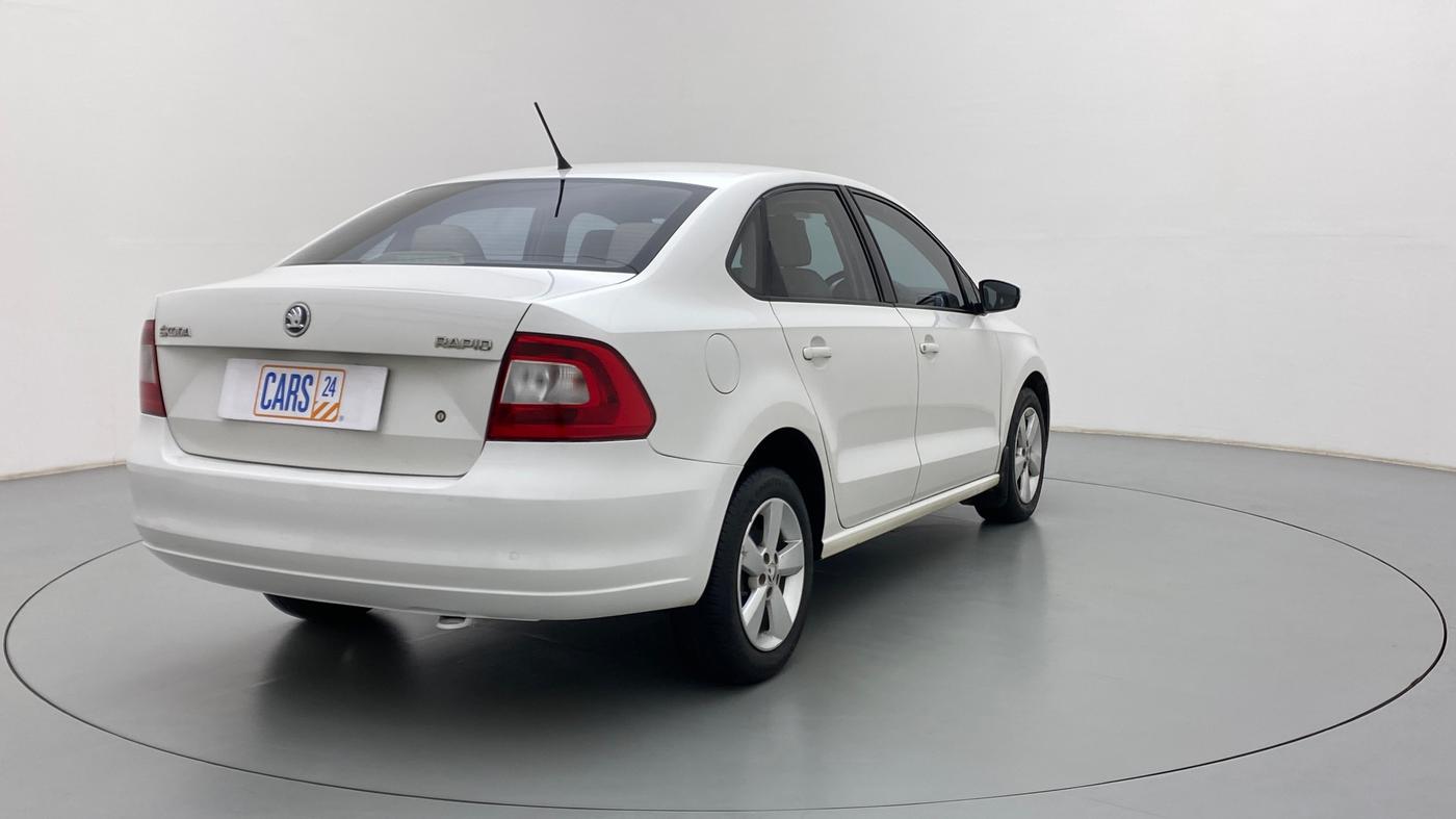 2015 Skoda Rapid 1.5 TDI AT STYLE PLUS, Diesel, Automatic, 35,457 km, Right Back Diagonal