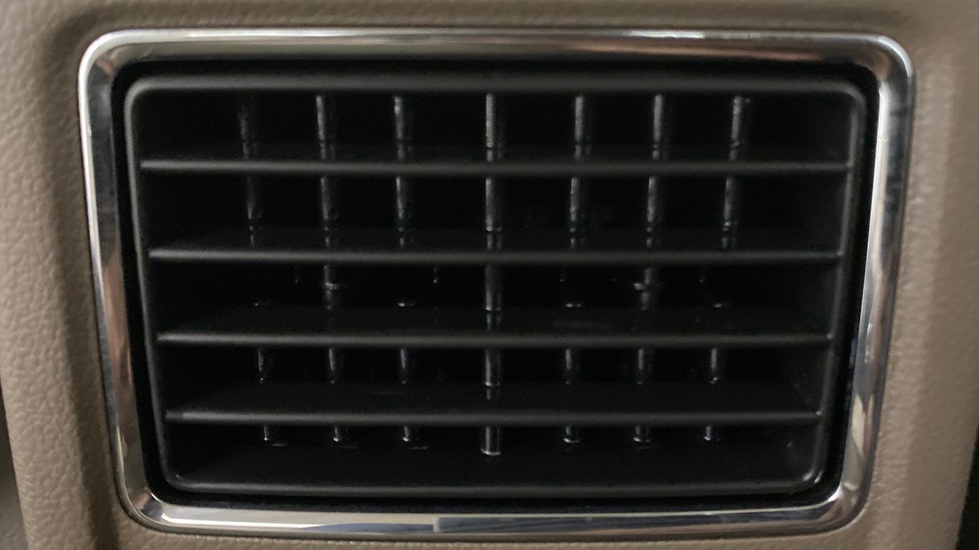2015 Skoda Rapid 1.5 TDI AT STYLE PLUS, Diesel, Automatic, 35,457 km, Rear AC Vents