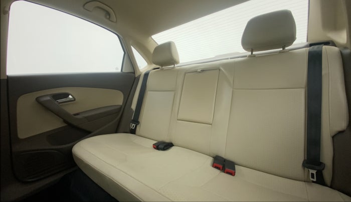 2015 Skoda Rapid 1.5 TDI AT STYLE PLUS, Diesel, Automatic, 35,457 km, Right Side Rear Door Cabin
