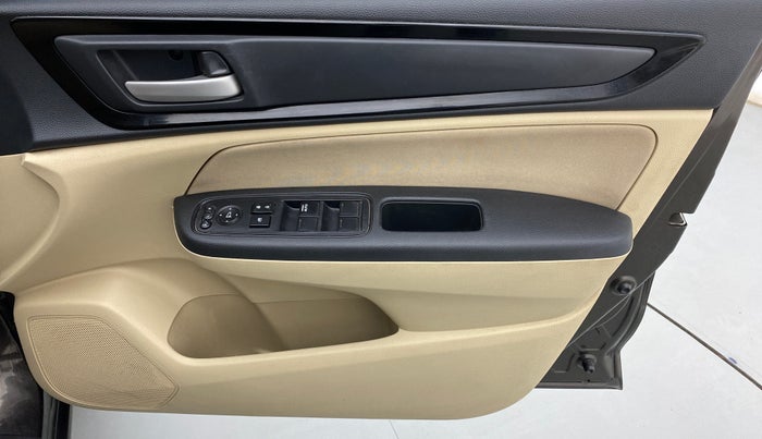 2019 Honda Amaze 1.2L I-VTEC S, Petrol, Manual, 55,957 km, Driver Side Door Panels Control