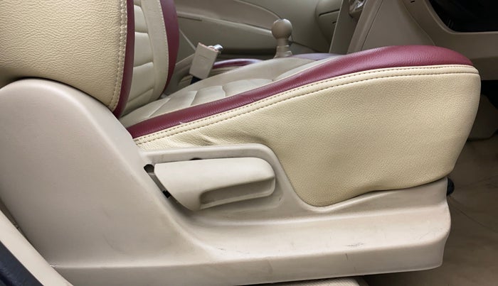 2014 Maruti Swift Dzire VXI, Petrol, Manual, 1,38,507 km, Driver Side Adjustment Panel