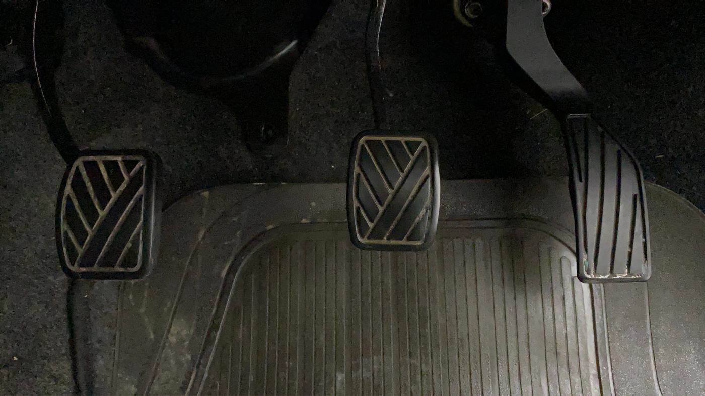 2011 Maruti Ritz VXI, Petrol, Manual, 39,644 km, Pedals