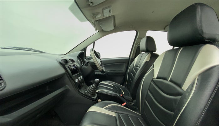 2011 Maruti Ritz VXI, Petrol, Manual, 39,644 km, Right Side Front Door Cabin