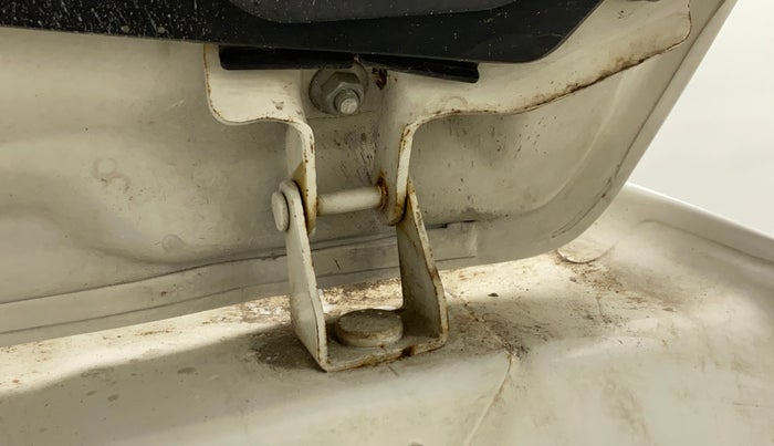 2013 Honda Brio S MT, Petrol, Manual, 59,640 km, Dicky (Boot door) - Slightly rusted