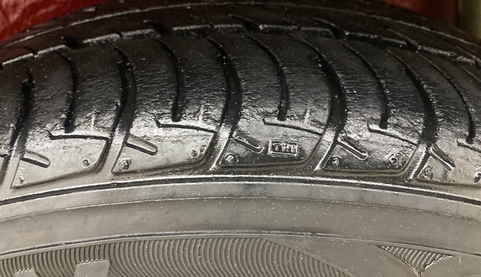 2014 Maruti Celerio VXI AMT, Petrol, Automatic, 30,891 km, Left Rear Tyre Tread