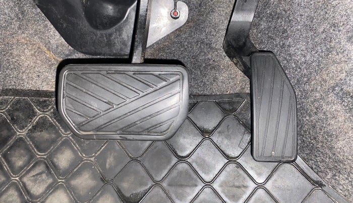 2014 Maruti Celerio VXI AMT, Petrol, Automatic, 30,891 km, Pedals