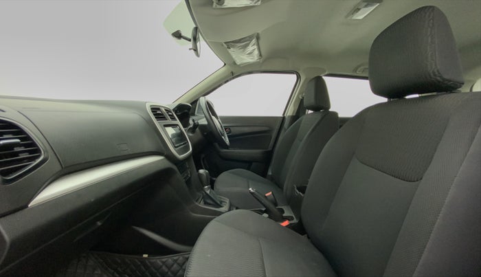 2021 Maruti Vitara Brezza VXI AT SHVS, Petrol, Automatic, 26,699 km, Right Side Front Door Cabin