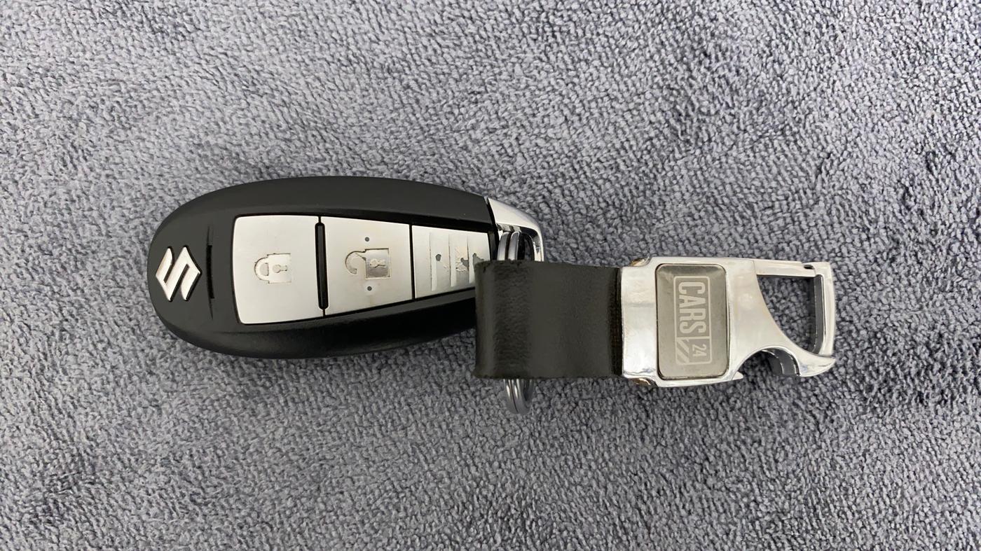 2021 Maruti Vitara Brezza VXI AT SHVS, Petrol, Automatic, 26,699 km, Key Close Up