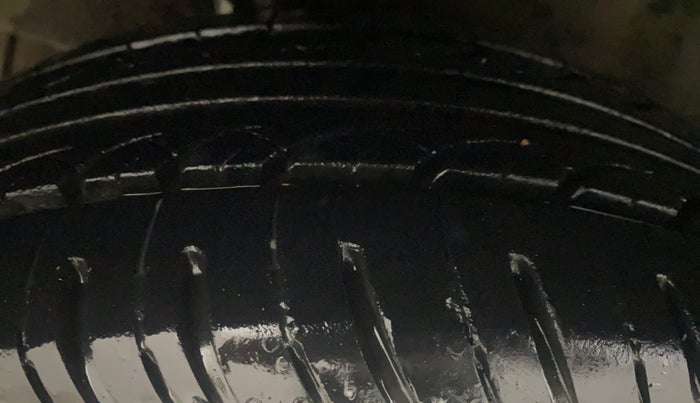 2014 Honda Amaze 1.5L I-DTEC S, Diesel, Manual, 76,839 km, Right Rear Tyre Tread