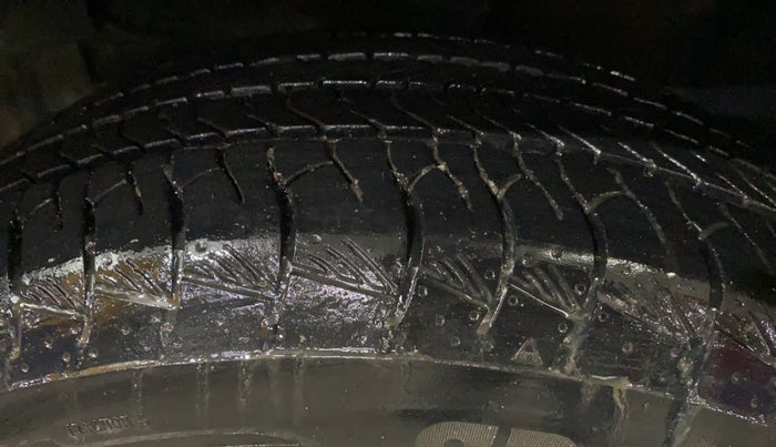 2024 Maruti Grand Vitara DELTA SMART HYBRID, Petrol, Manual, 9,538 km, Left Front Tyre Tread