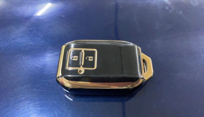 2024 Maruti Grand Vitara DELTA SMART HYBRID, Petrol, Manual, 9,538 km, Key Close Up