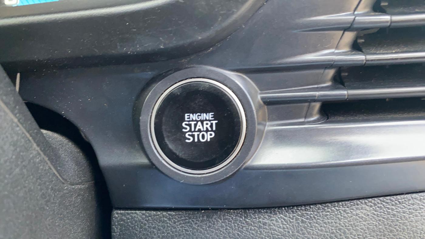 2021 Hyundai NEW I20 ASTA (O) 1.2 MT, Petrol, Manual, 51,818 km, Keyless Start/ Stop Button