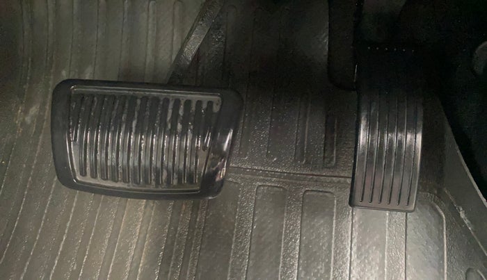 2017 Hyundai Grand i10 SPORTZ AT 1.2 KAPPA VTVT, Petrol, Automatic, 35,406 km, Pedals