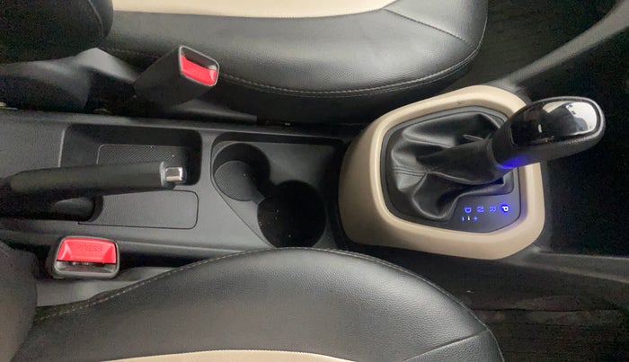 2017 Hyundai Grand i10 SPORTZ AT 1.2 KAPPA VTVT, Petrol, Automatic, 35,406 km, Gear Lever