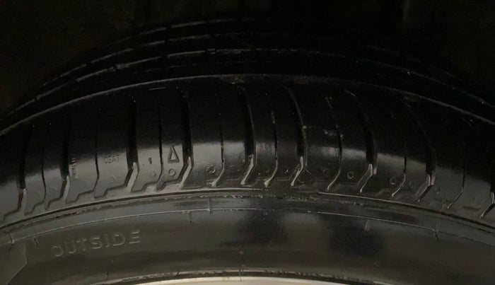 2016 Hyundai i20 Active 1.2 SX, Petrol, Manual, 61,801 km, Left Rear Tyre Tread