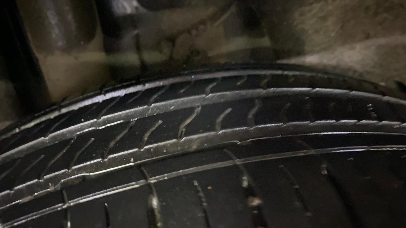 2019 Skoda Octavia L&K 1.8 TSI AT, Petrol, Automatic, 40,243 km, Right Rear Tyre Tread