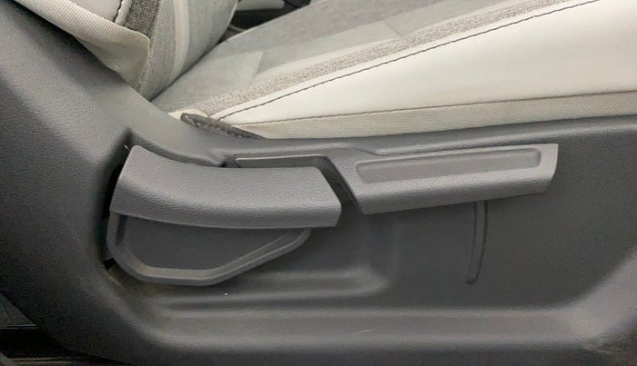 2021 Hyundai GRAND I10 NIOS SPORTZ AMT 1.2 KAPPA VTVT, Petrol, Automatic, 30,053 km, Driver Side Adjustment Panel