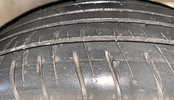 2021 Hyundai Creta S 1.5 DIESEL, Diesel, Manual, 30,186 km, Right Front Tyre Tread