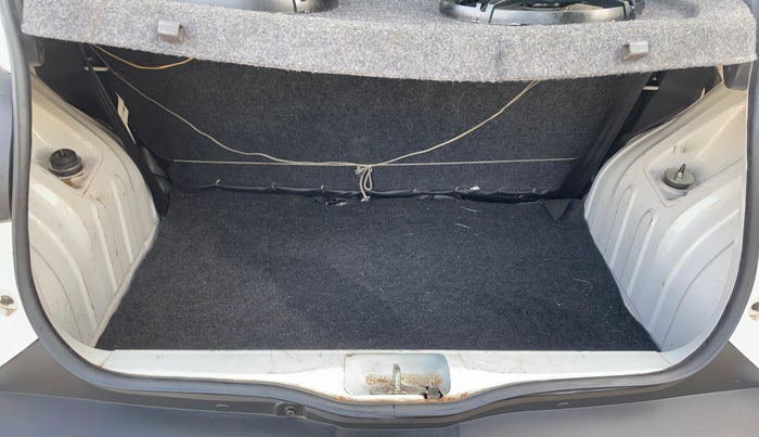 2016 Renault Kwid RXL, Petrol, Manual, 66,887 km, Boot Inside